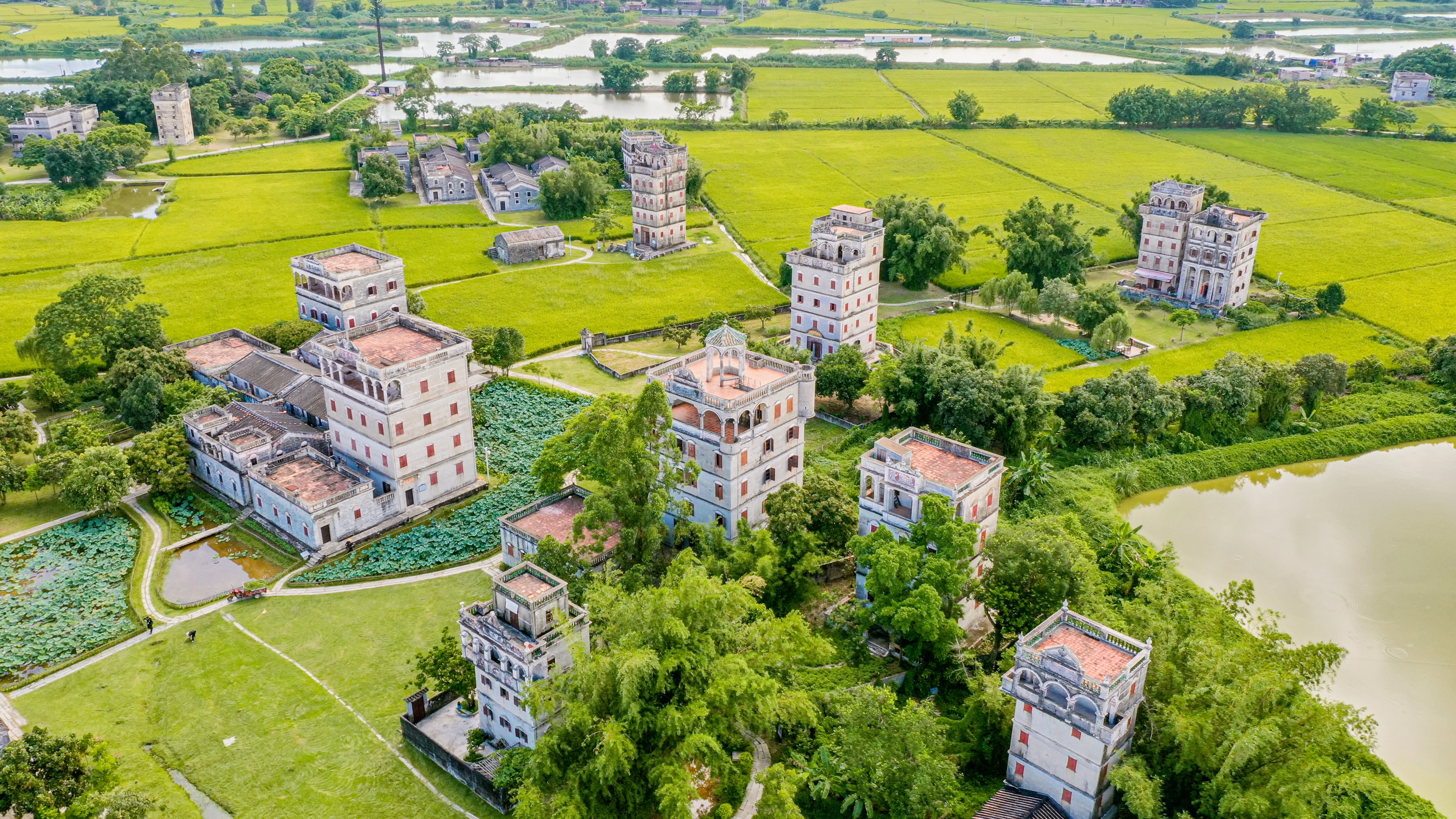 台风"查帕卡"来袭,江门上川岛沙堤港风速达40.6米/秒
